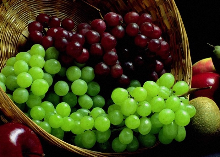 Вместо дрожжей можно использовать спелую вишню виноград или изюм