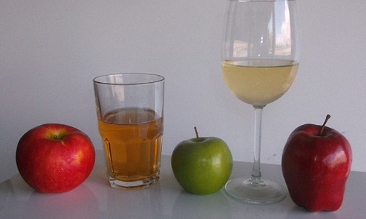 Яблочное вино со смородиной